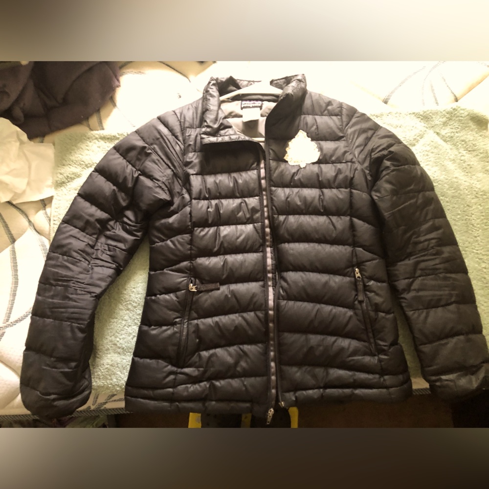 Patagonia Girls’ 12 (L) Down Sweater Jacket with cool tree patch